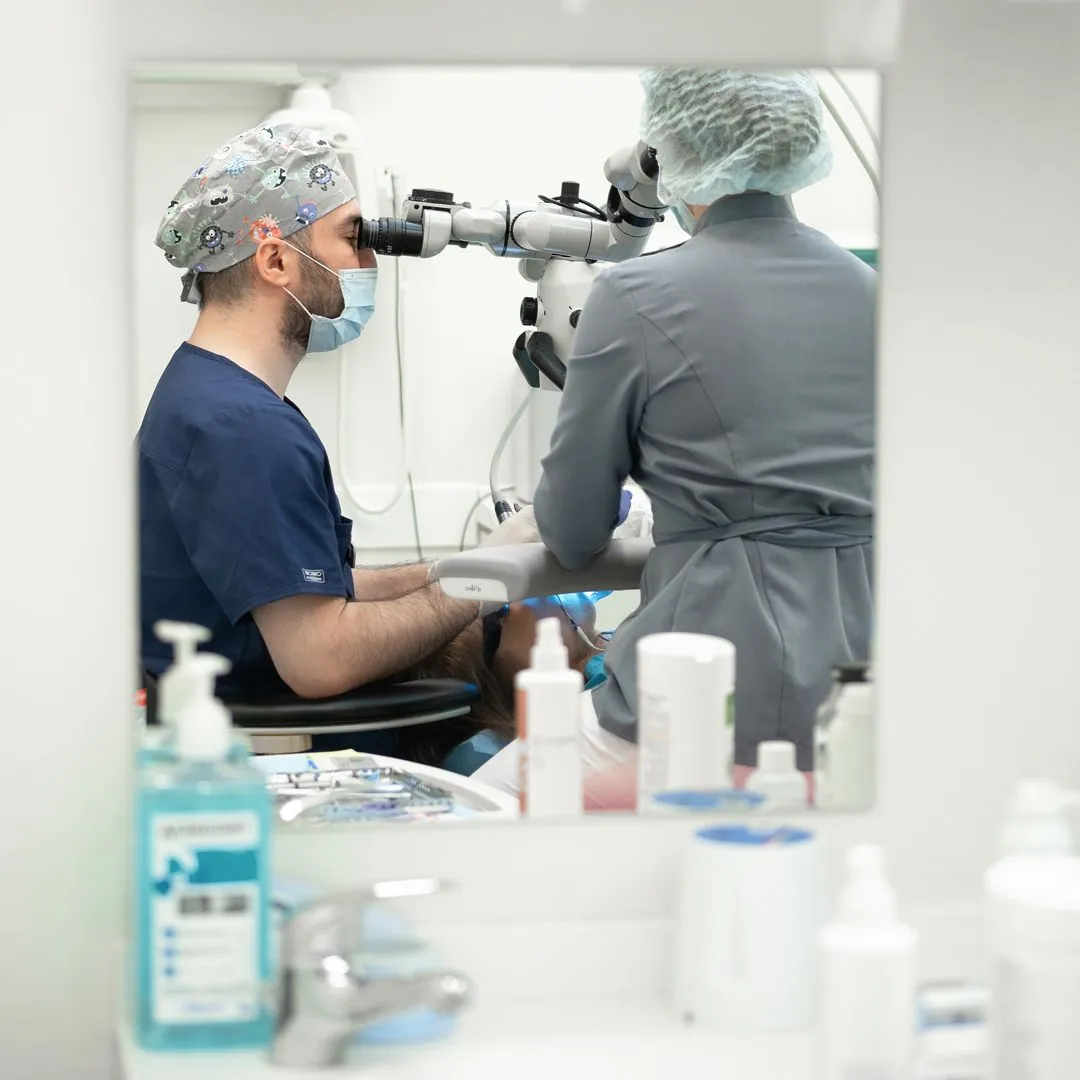 Инструментальная и медикаментозная обработка корневого канала
